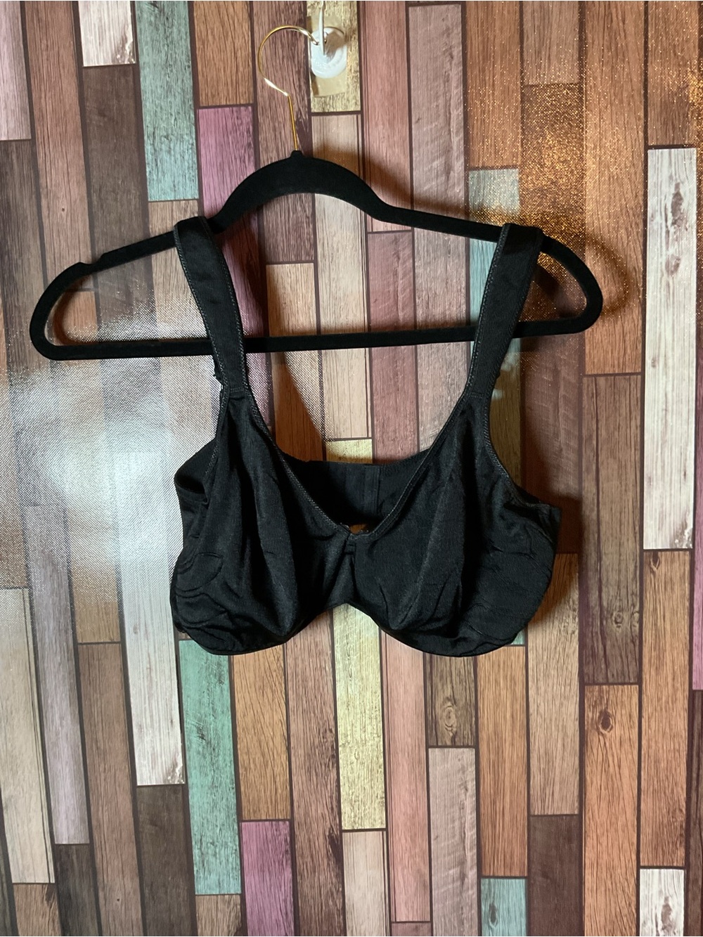 Women’s Black Bra Size 38DD